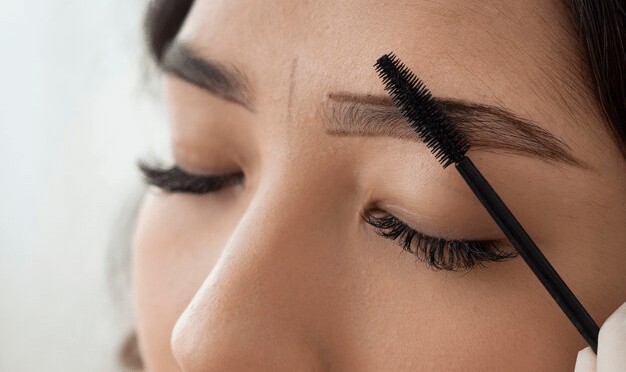 É Necessário Ter Alguma Experiência Anterior Para Fazer um Curso de Design de Cílios?